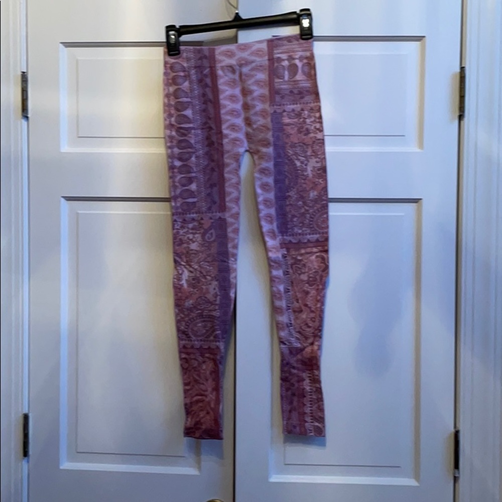 Juniors leggings